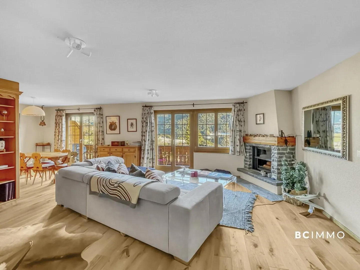 Superbo attico duplex con vista panoramica sul Pays d'Enhaut | Esclusiva BC IMMO - Foto 7 di 12