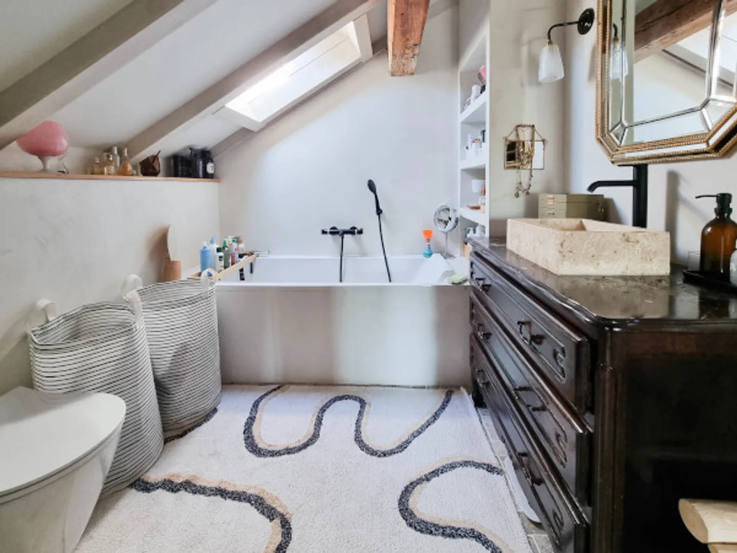 In vendita 
– Elegante duplex ristrutturato con giardino privato a Presinge - Foto 11 di 11