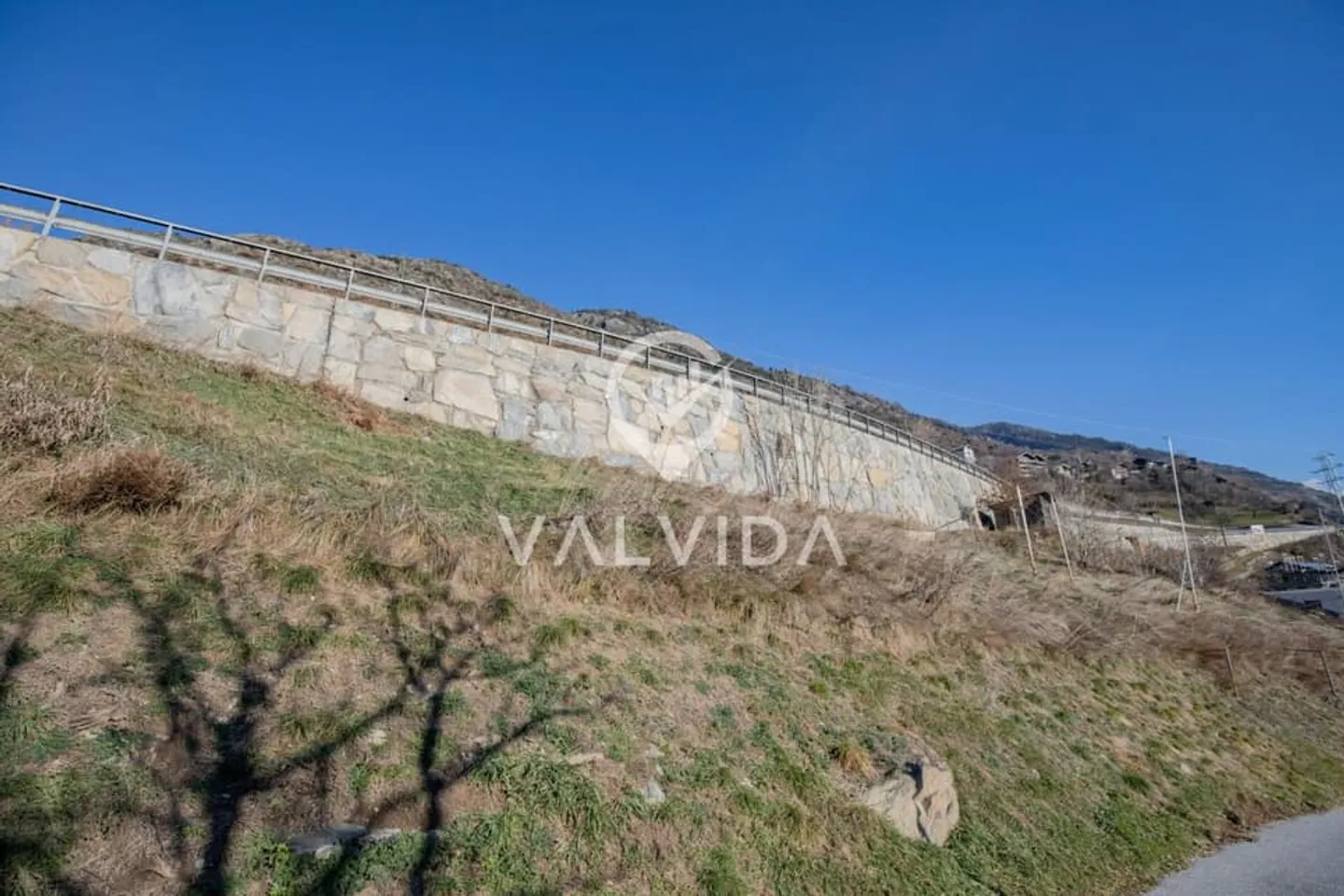Terreno soleggiato con progetto a Steg - Foto 7 di 7