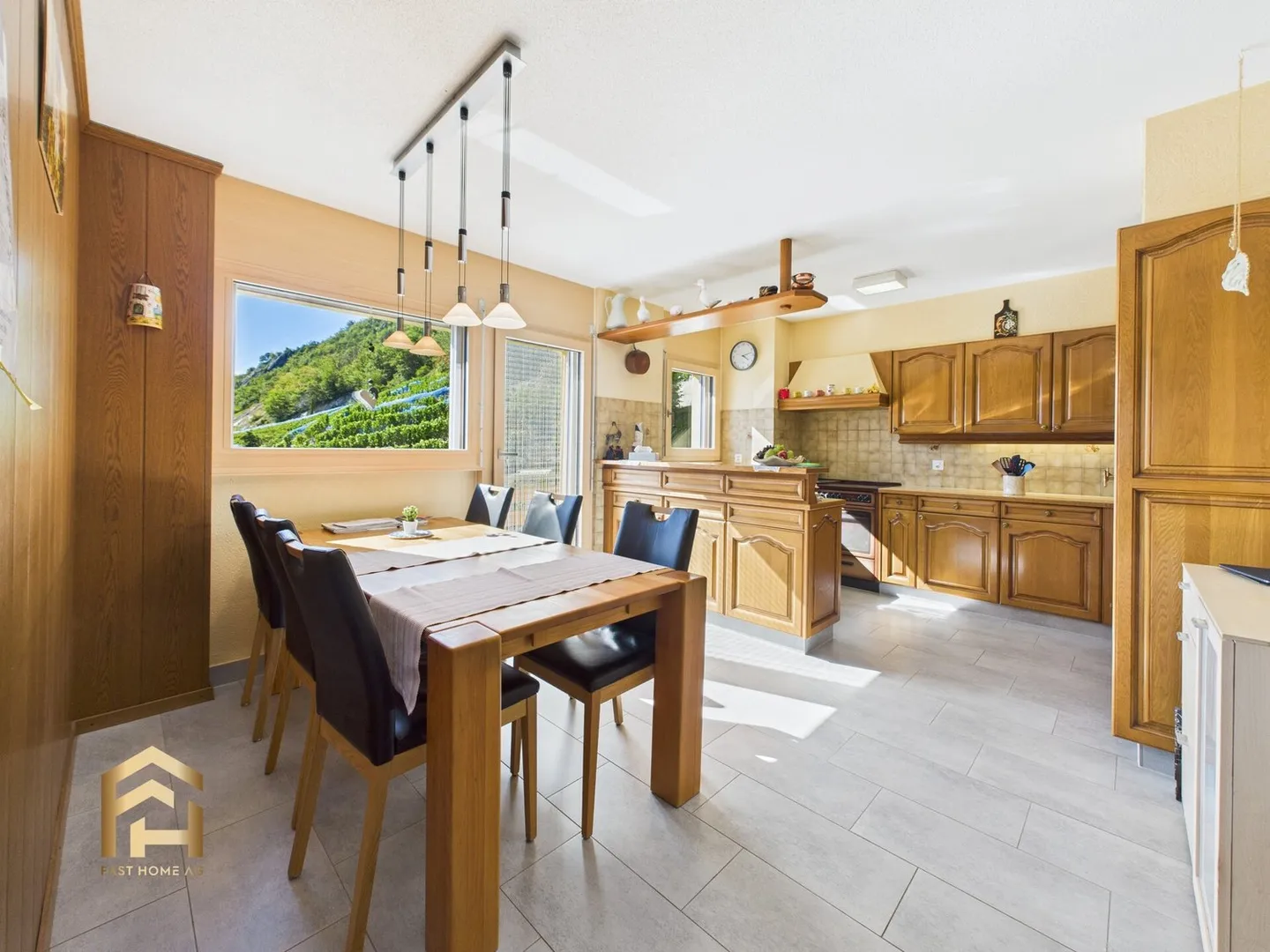 Charmantes Weingut in Varen - Foto 2 von 13