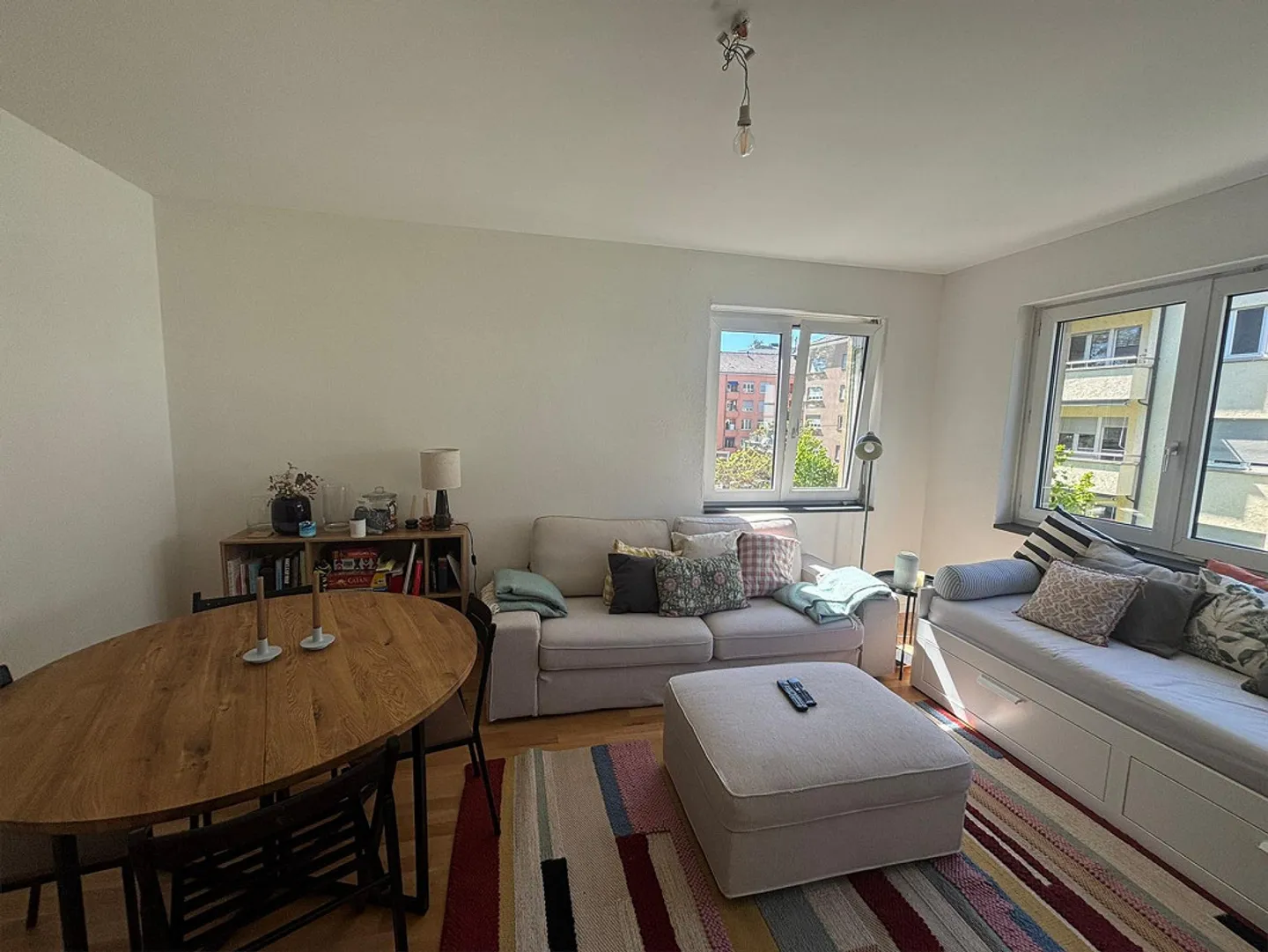 Bright 3.5-Room Apartment in Wiedikon - Photo 3 of 17