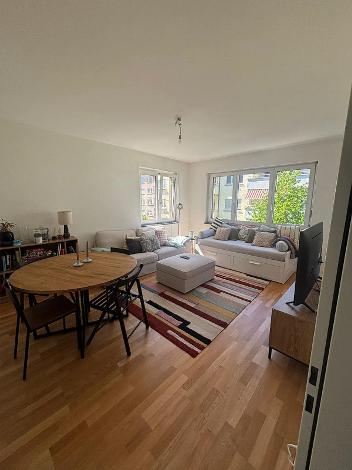 Bright 3.5-Room Apartment in Wiedikon - Photo 1 of 17