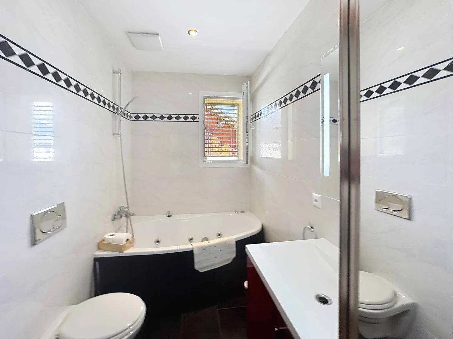 Superbe duplex attique à Erde, un véritable havre de paix - Photo 7 sur 11