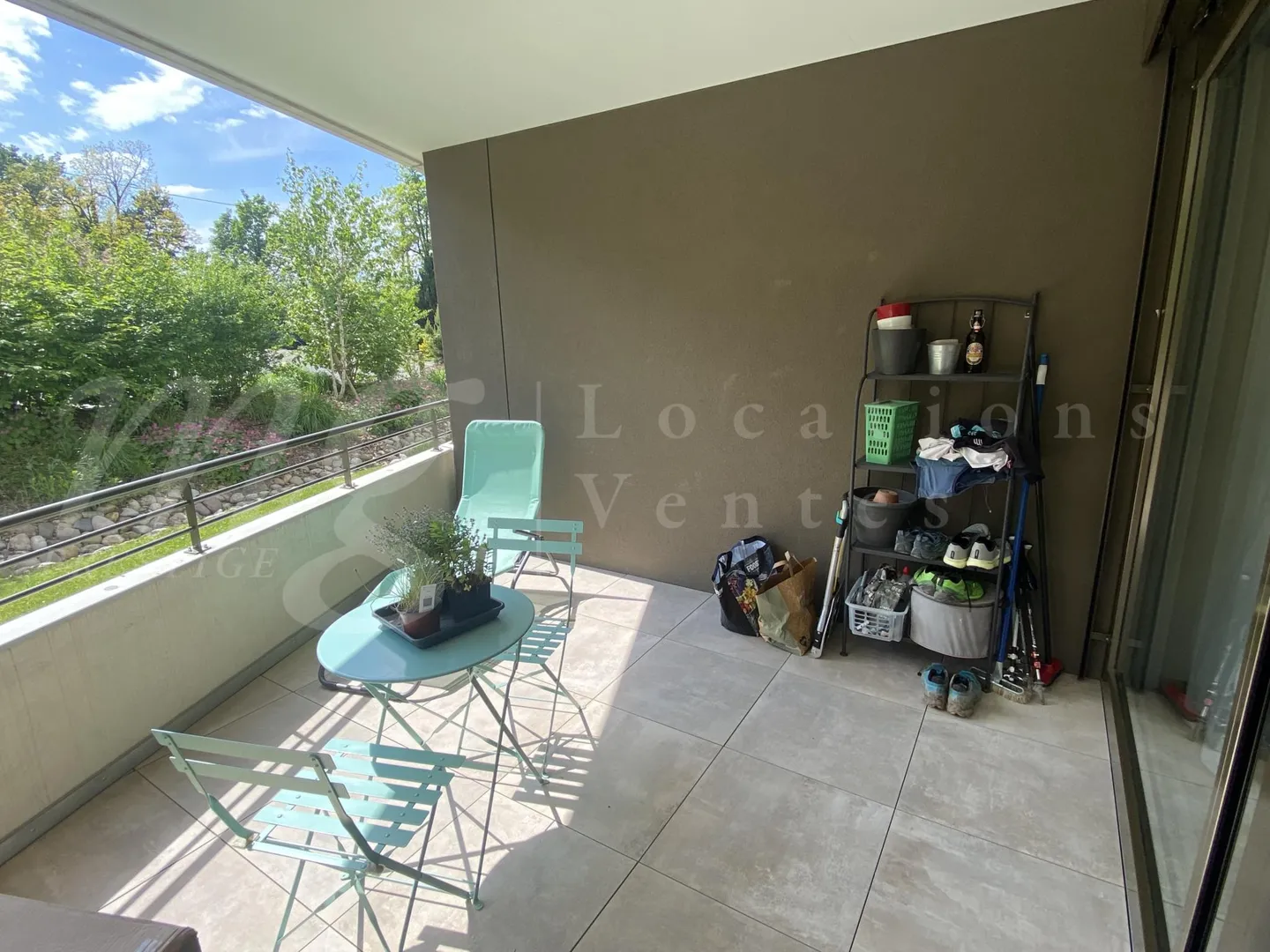 Charming Apartment with Terrace - Photo 1 of 13