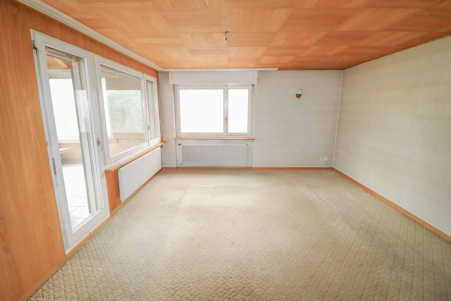 5.5 Room Single Family Home with Large Conservatory and Terrace with Interesting Development Potential - Photo 3 of 15