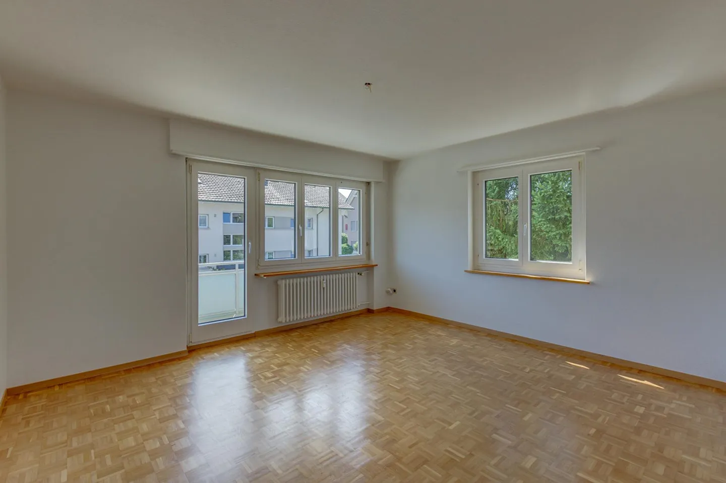 Charmante Wohnung mit Balkon - Foto 2 von 8