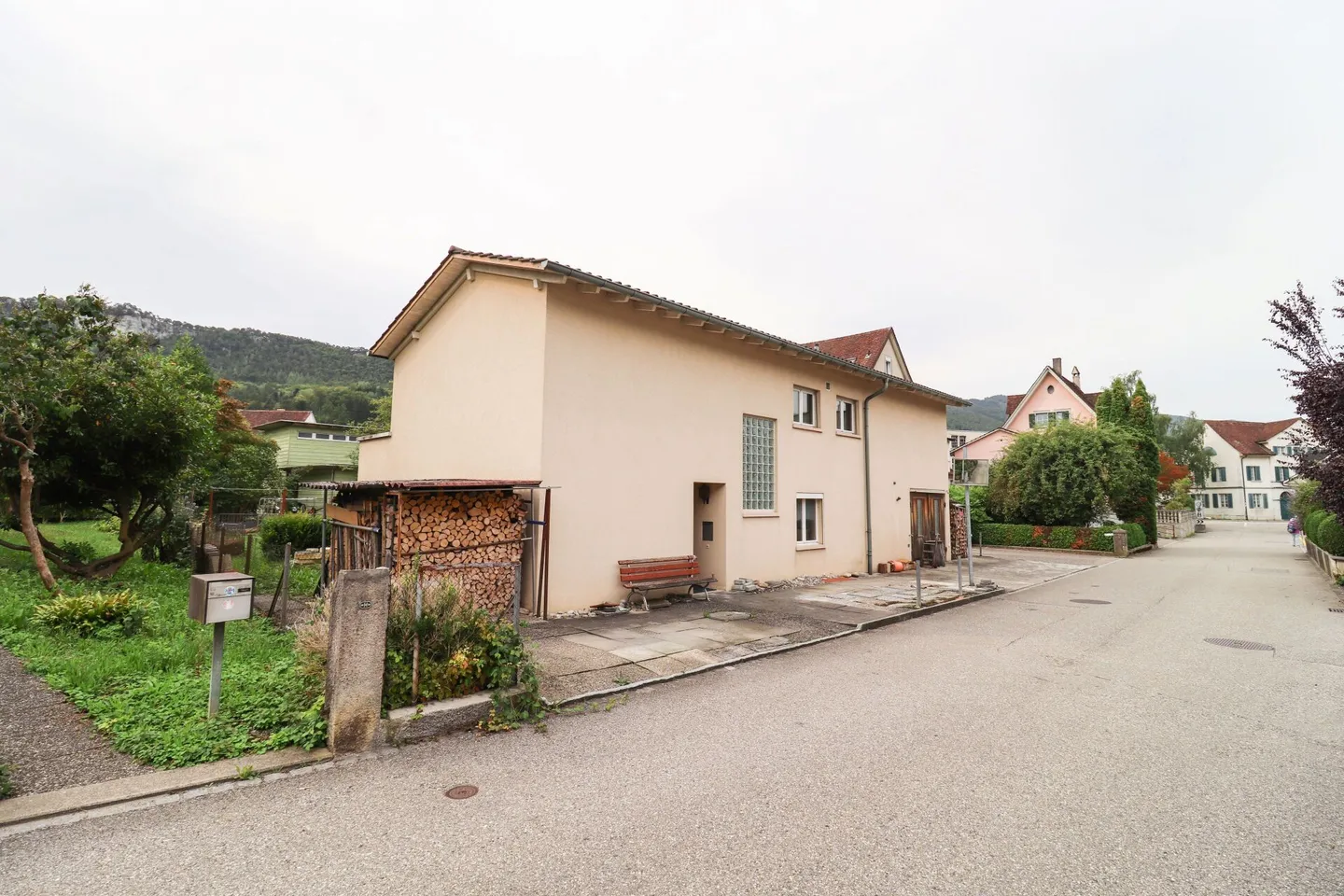 5.5 Room Single Family Home with Large Conservatory and Terrace with Interesting Development Potential - Photo 14 of 15