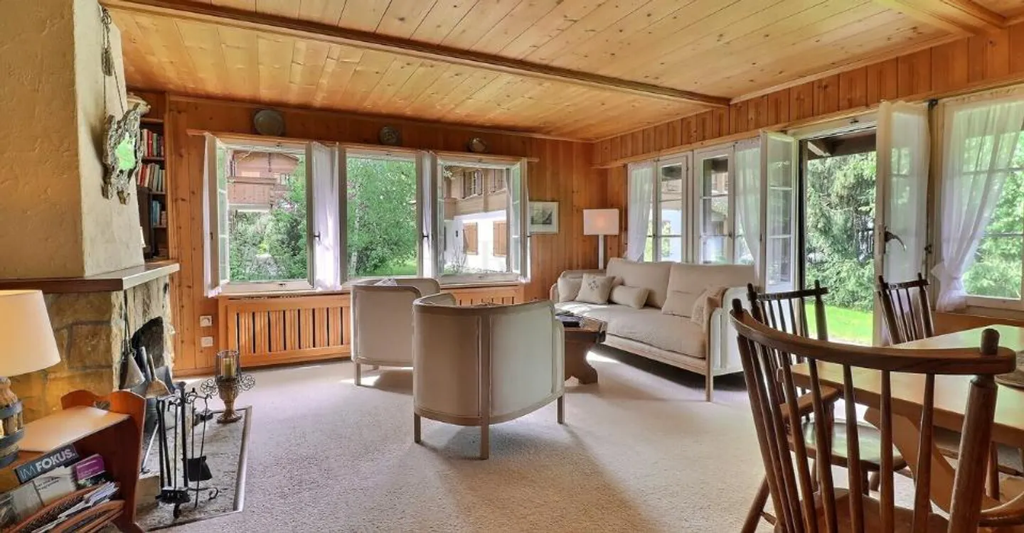 Seltenheit! Baugrundstück mit Chalet zur Renovierung - Foto 2 von 6