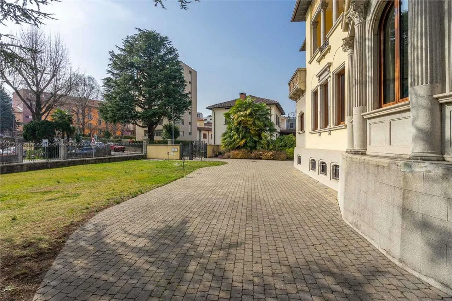 Villa prestigiosa in stile Liberty - Foto 5 di 13