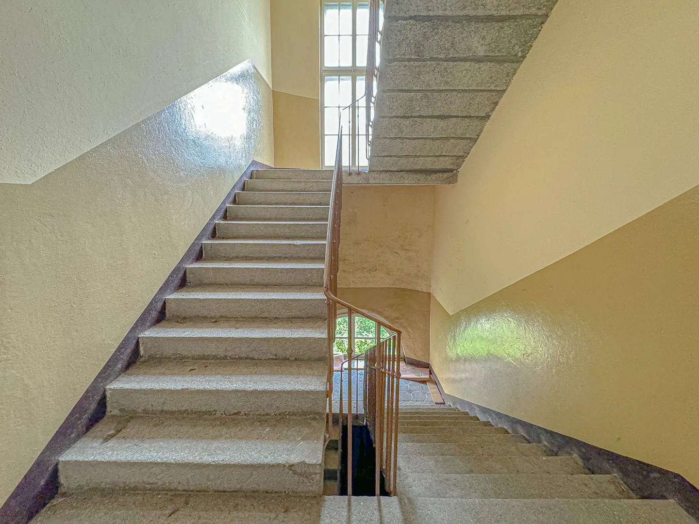 Edificio ad uso misto in affitto - Foto 18 di 24