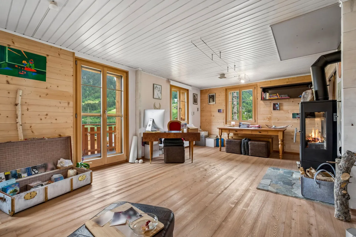 Vivre et Louer : Charmant Chalet de 4.5 Pièces avec Appartement de 2.5 Pièces - Photo 2 sur 14