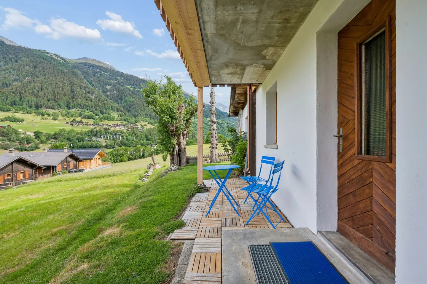 Vivre et Louer : Charmant Chalet de 4.5 Pièces avec Appartement de 2.5 Pièces - Photo 12 sur 14