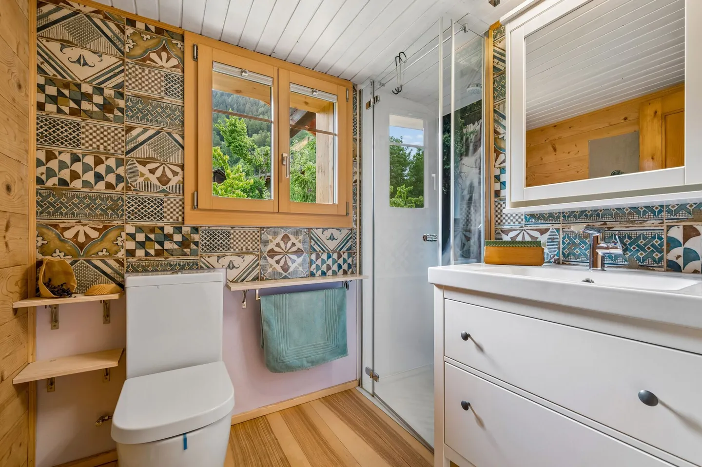 Vivre et Louer : Charmant Chalet de 4.5 Pièces avec Appartement de 2.5 Pièces - Photo 10 sur 14