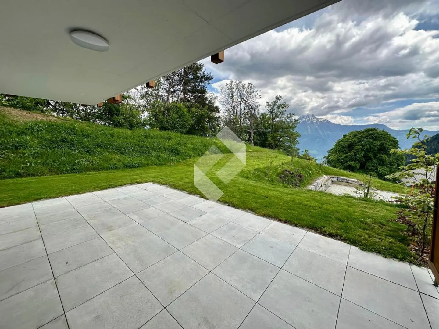 Niveau jardin, vue dégagée - Photo 1 sur 13