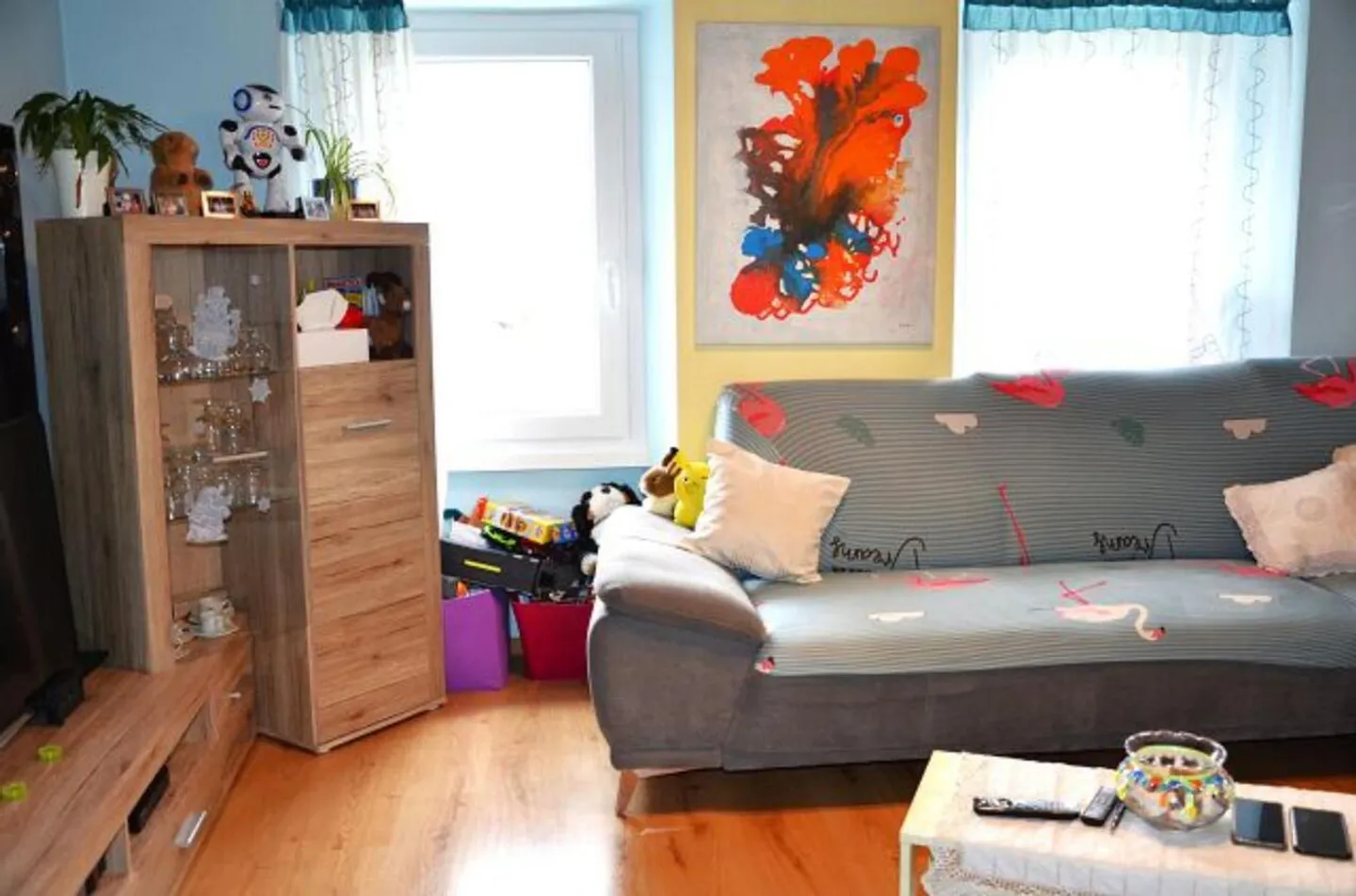 Maison individuelle de 6 1/2 pièces avec grand terrain dans un emplacement très calme et ensoleillé / Belle maison de 6,5 pièces avec grand terrain - Photo 4 sur 13