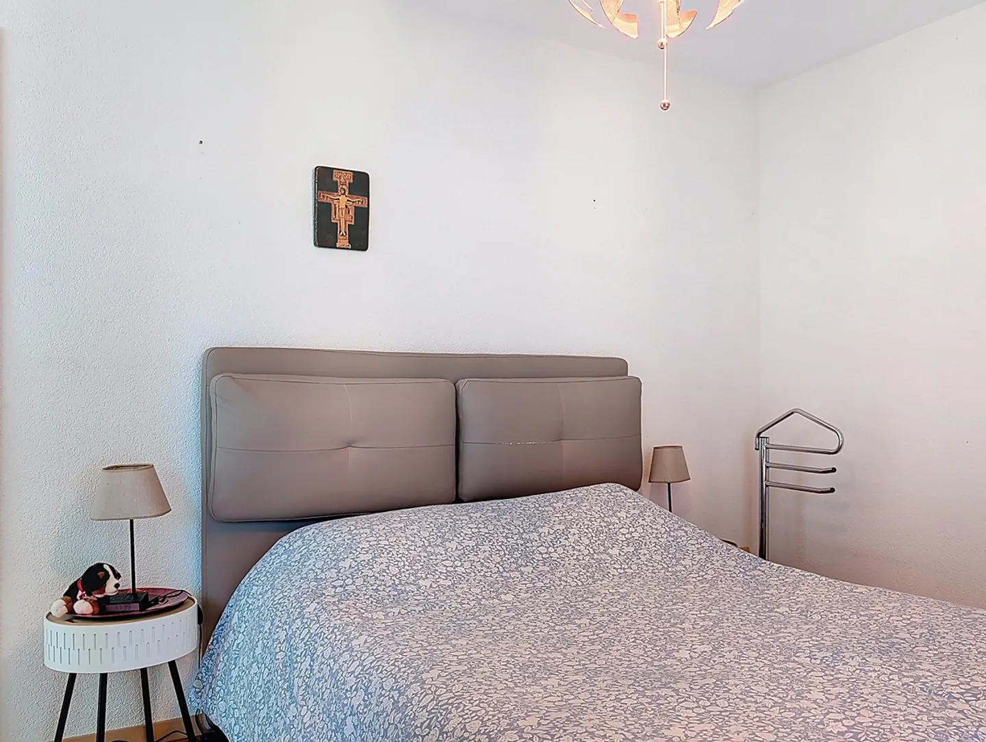 Charming Ground Floor Apartment - Photo 5 of 8