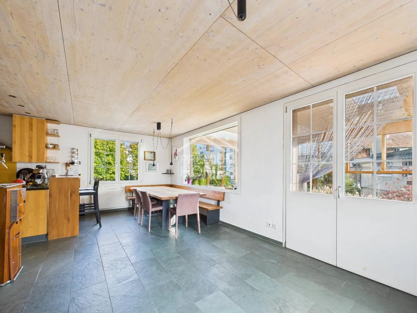 IDEALE PER FAMIGLIE ? PARADISO ABITATIVO ACCOGLIENTE - Foto 3 di 9