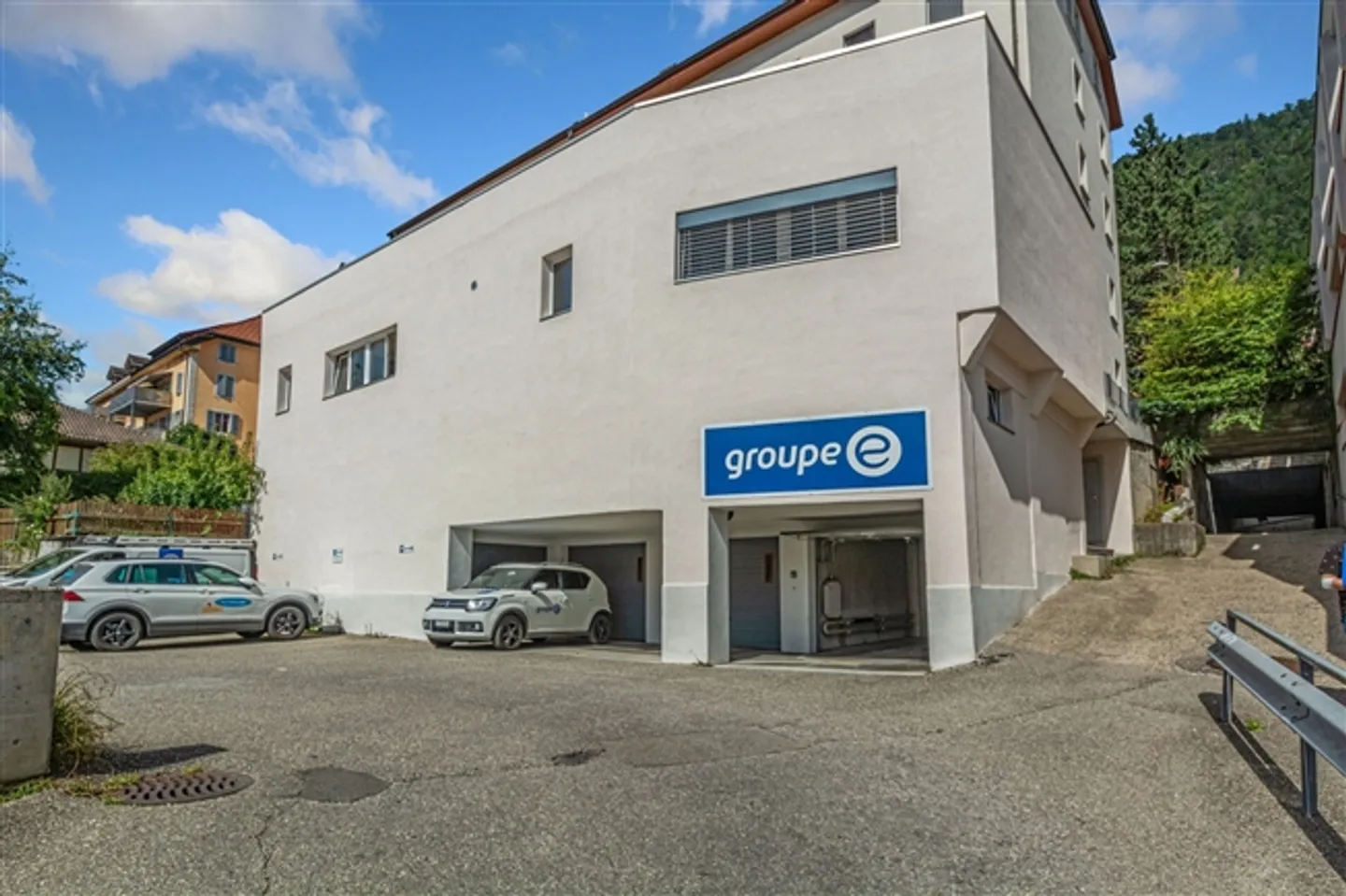 Spazio Commerciale a St-Imier - Foto 1 di 9