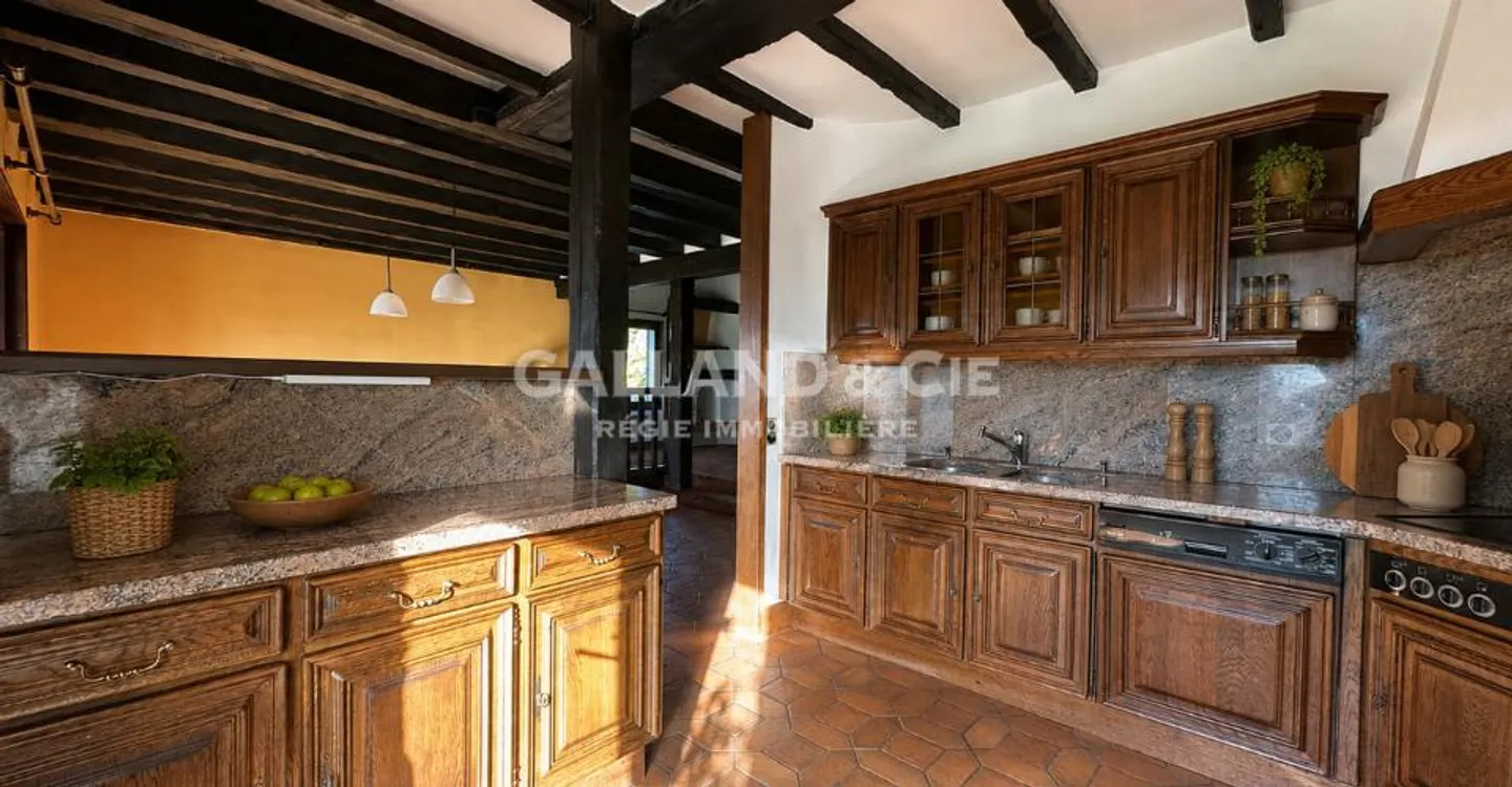 Villa da ristrutturare - Foto 5 di 8