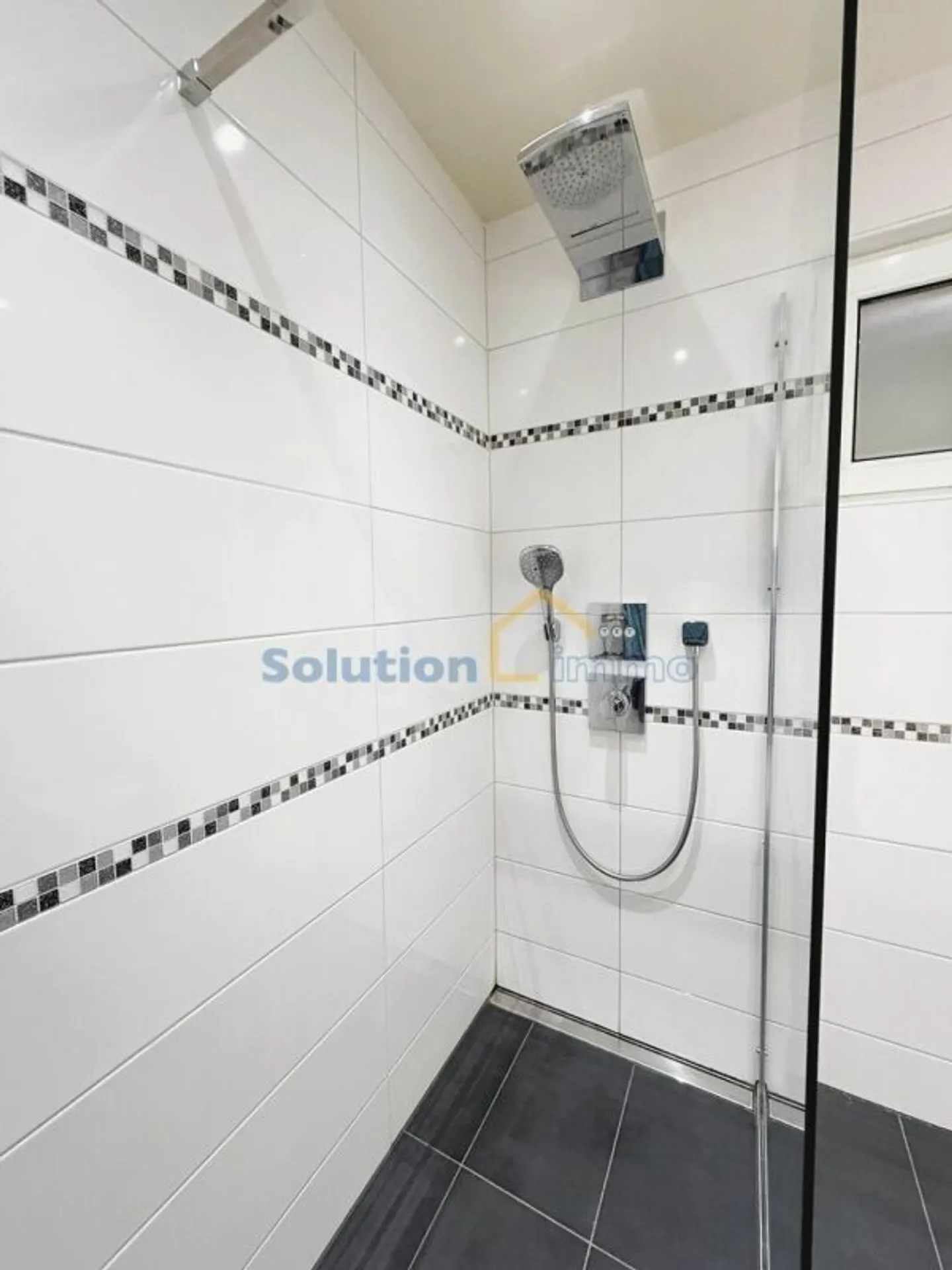 Geräumige 2,5 Zimmer, ruhige Lage - Foto 8 von 15