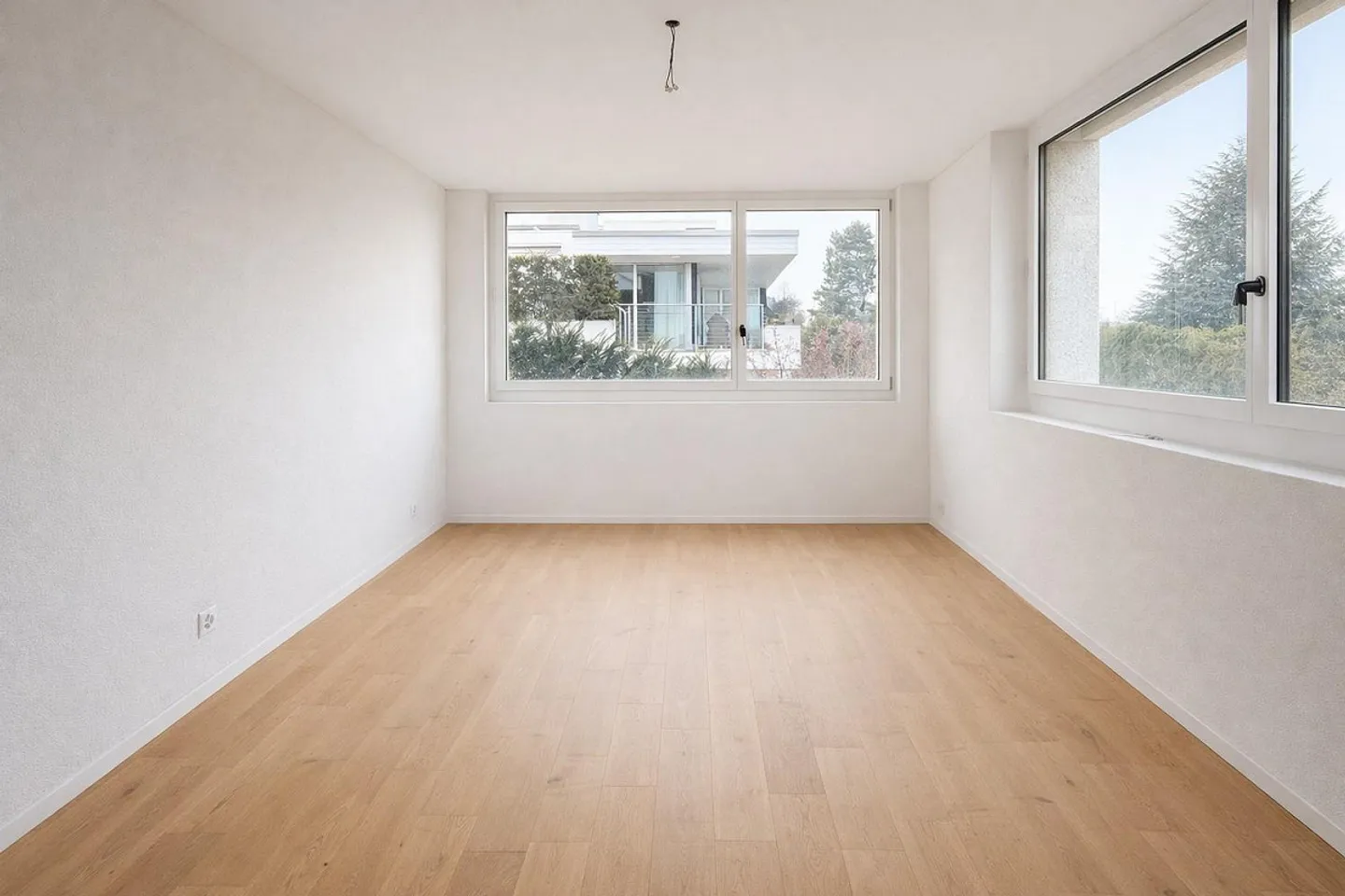 WIDE VIEW. QUALITY OF LIFE. HARMONY. - Photo 2 of 9