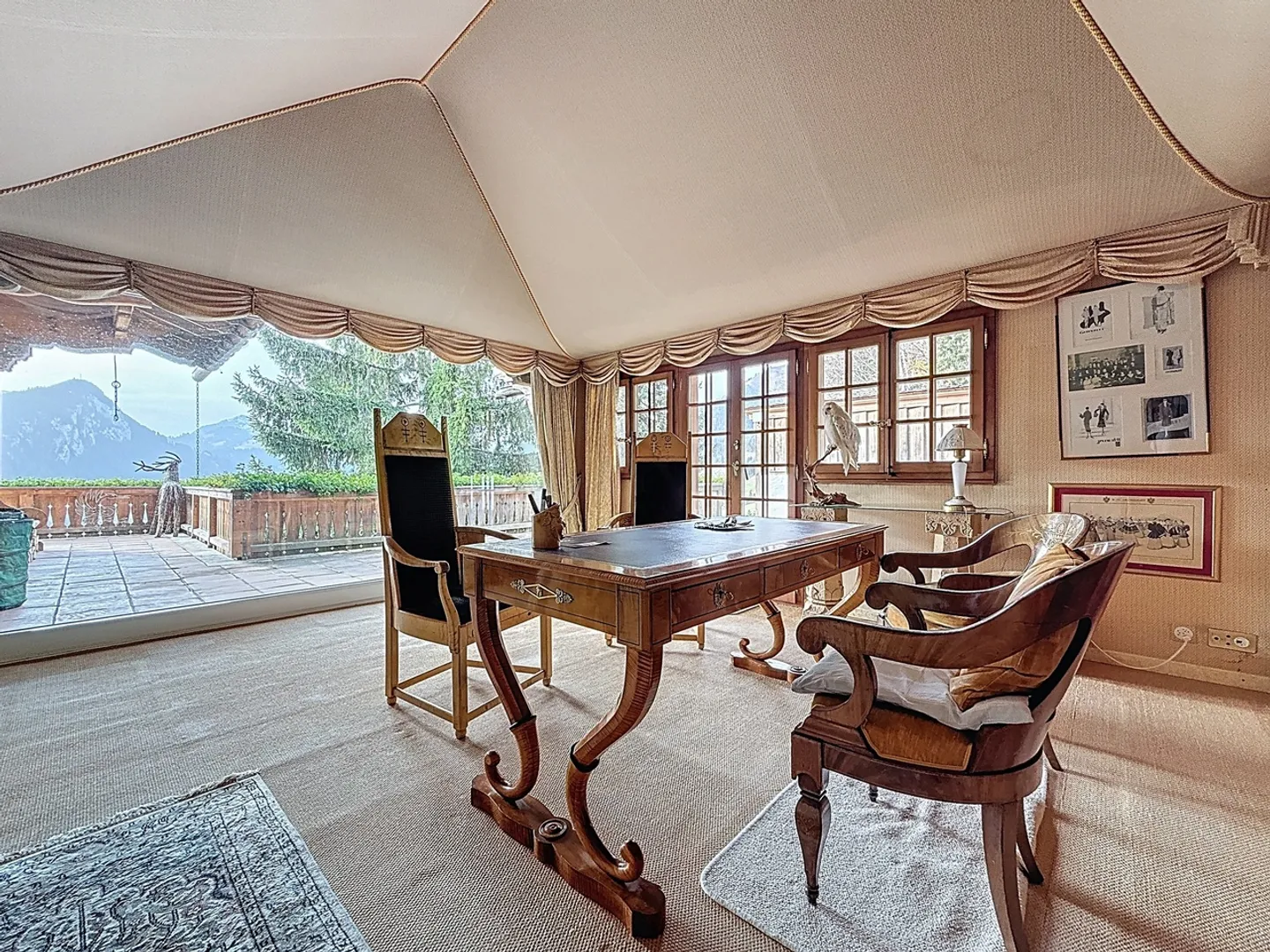 Rare item - Luxury chalet with stunning valley views - Photo 6 of 13