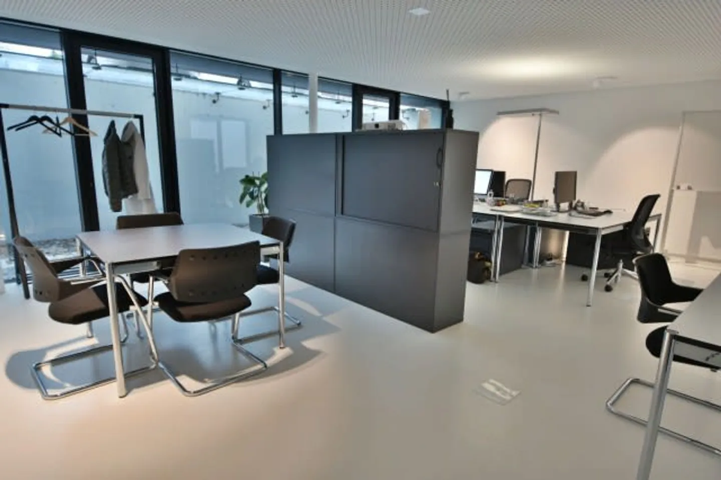 Modern Space for Office or Studio - Photo 2 of 4