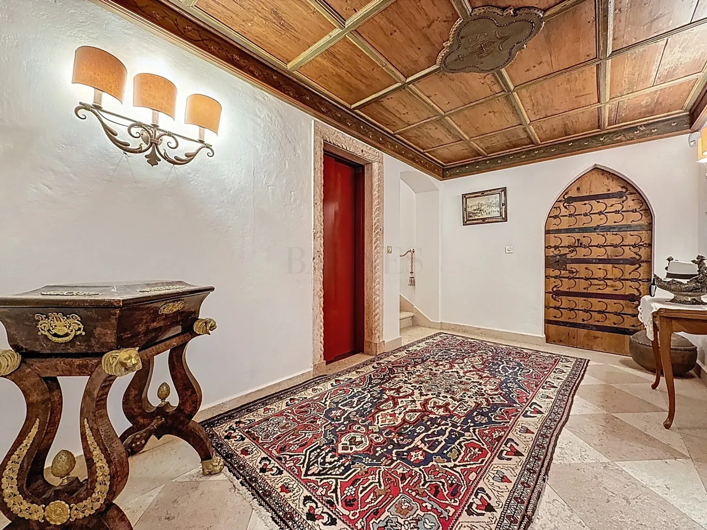 Rare item - Luxury chalet with stunning valley views - Photo 3 of 13