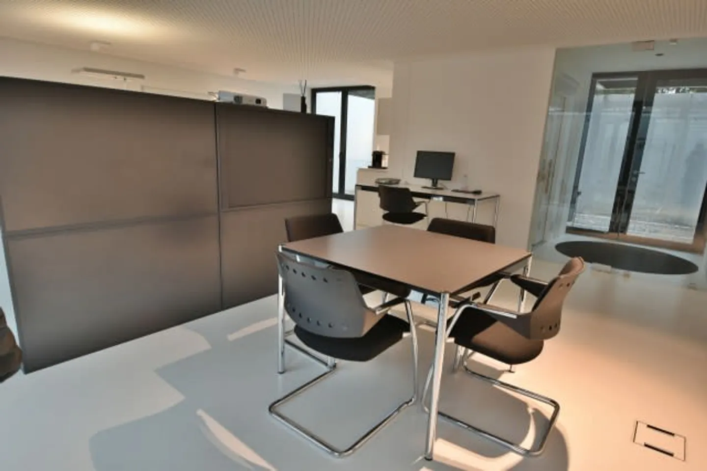 Modern Space for Office or Studio - Photo 4 of 4