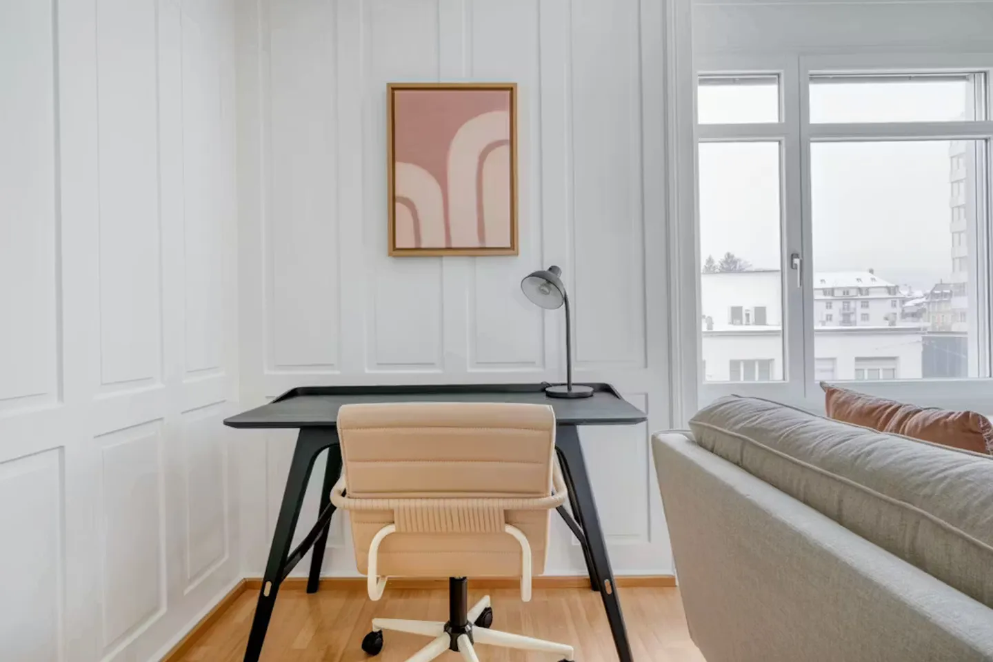 Charming Zurich Apartment - Photo 4 of 10