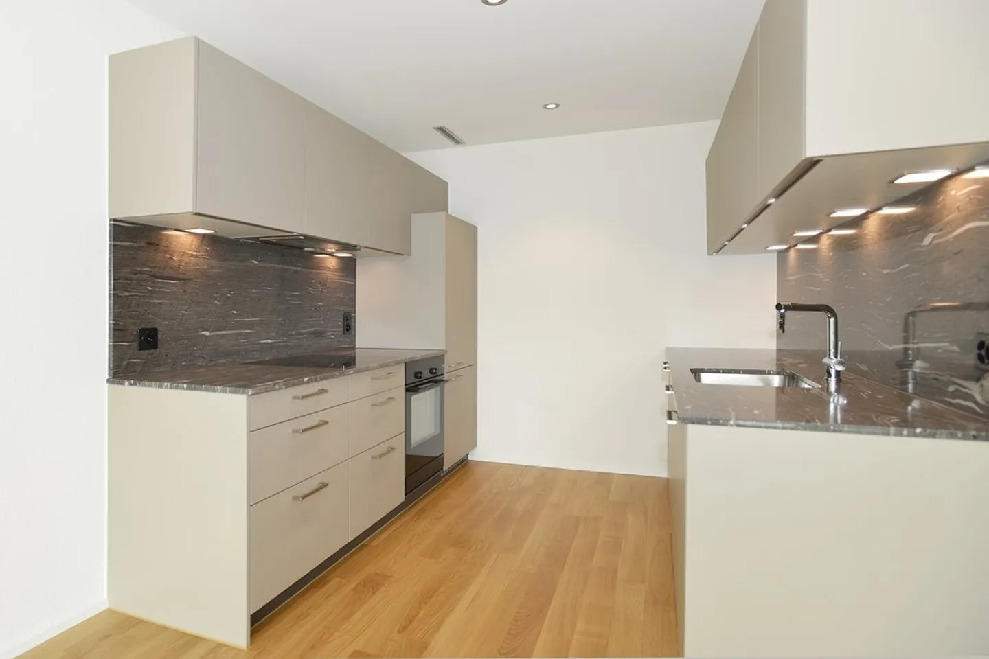 Appartement 2.5 pièces - Photo 5 sur 6