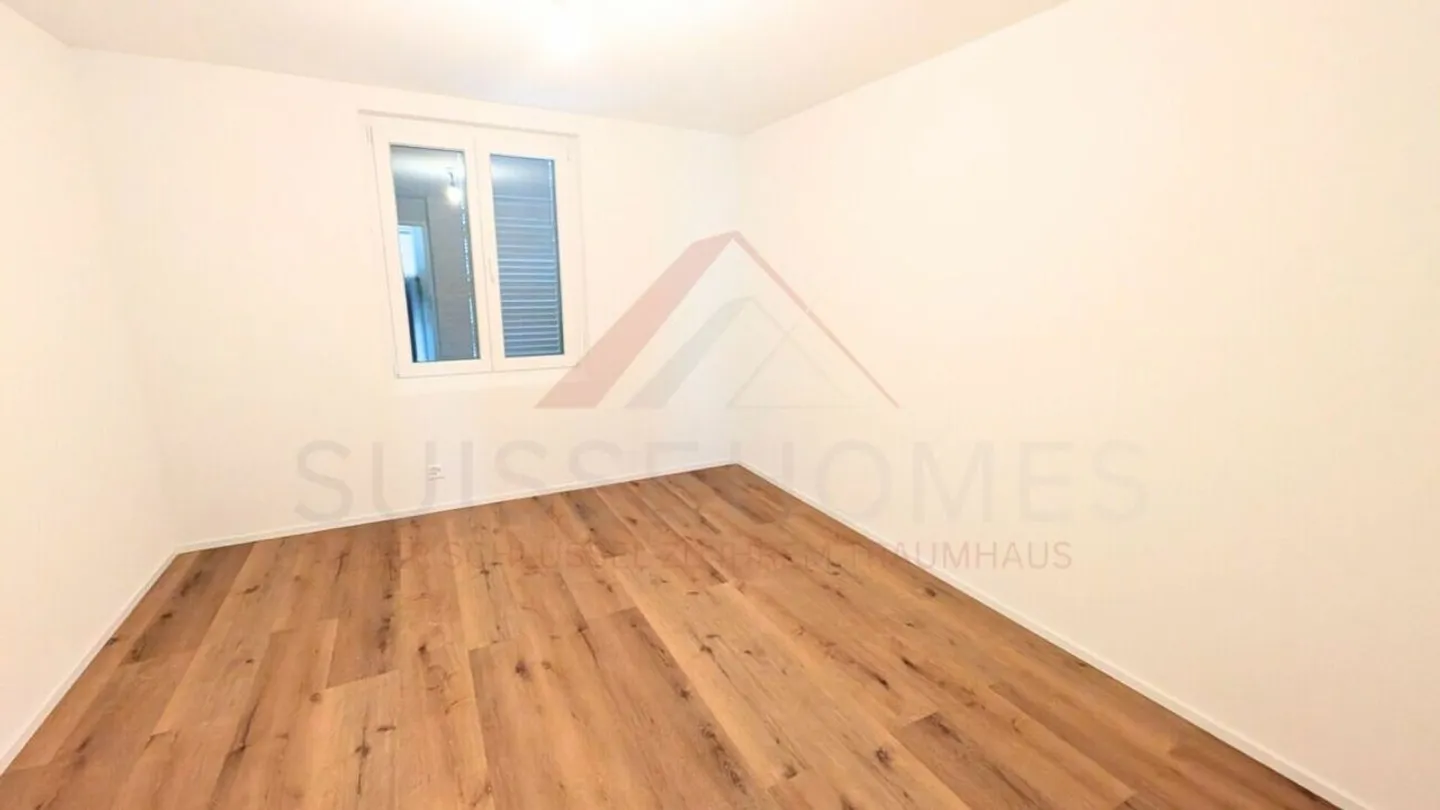 Exclusive multi-family house in Klingnau - three spacious residential units in an idyllic location - Photo 4 of 12