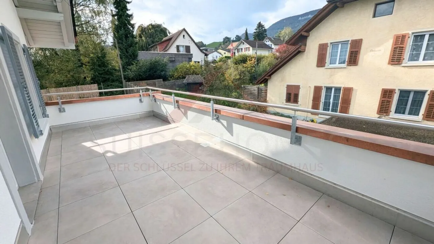 Exclusive multi-family house in Klingnau - three spacious residential units in an idyllic location - Photo 7 of 12