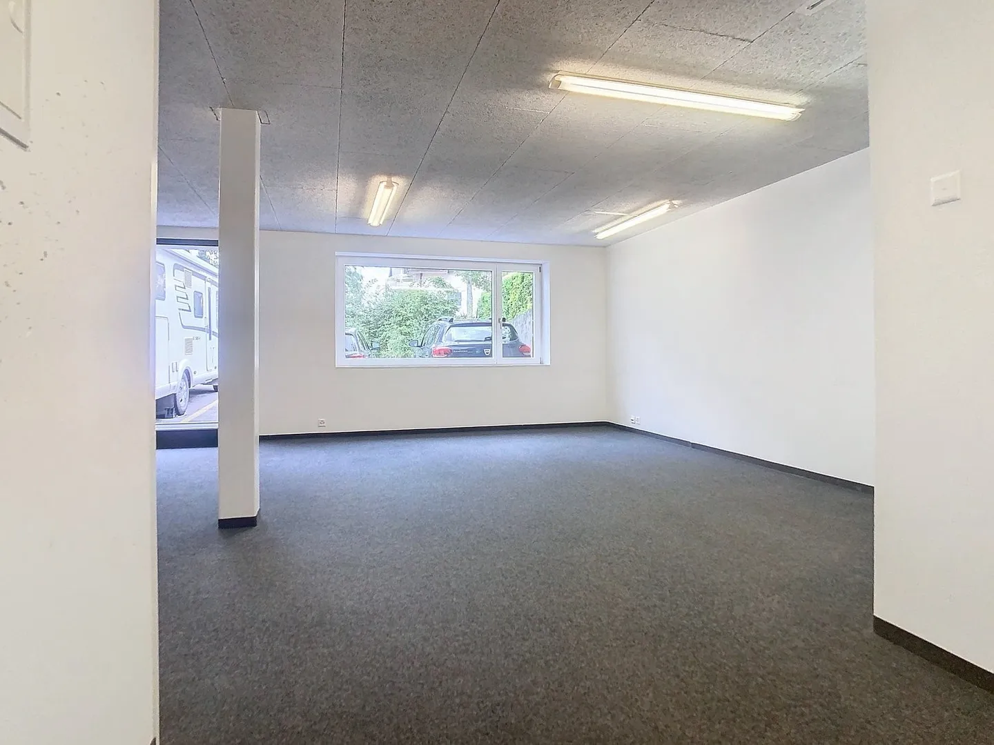 Commercial Spaces in Estavayer-le-Lac - Photo 4 of 10