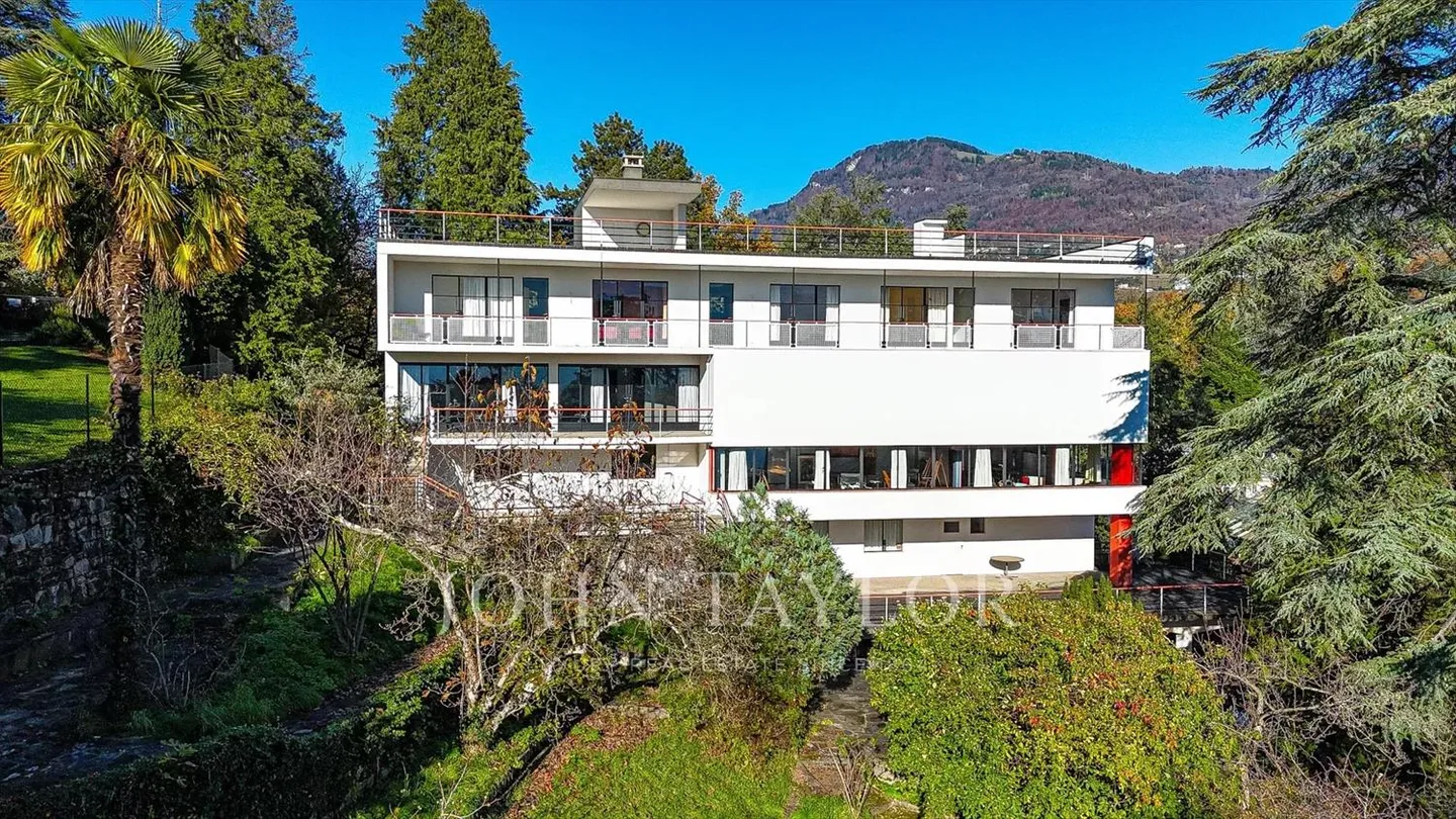 Modernisme, volume et prestige au cœur de la Riviera suisse - Photo 3 sur 13