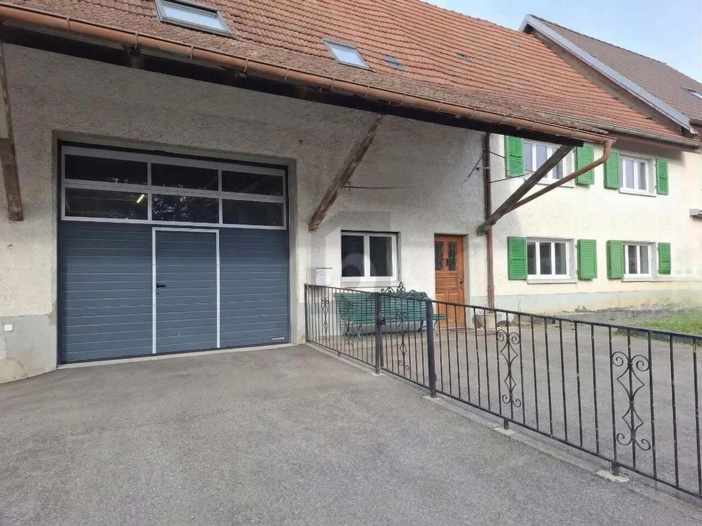 SPACIOUS, WELL-ORGANIZED - Photo 1 of 6