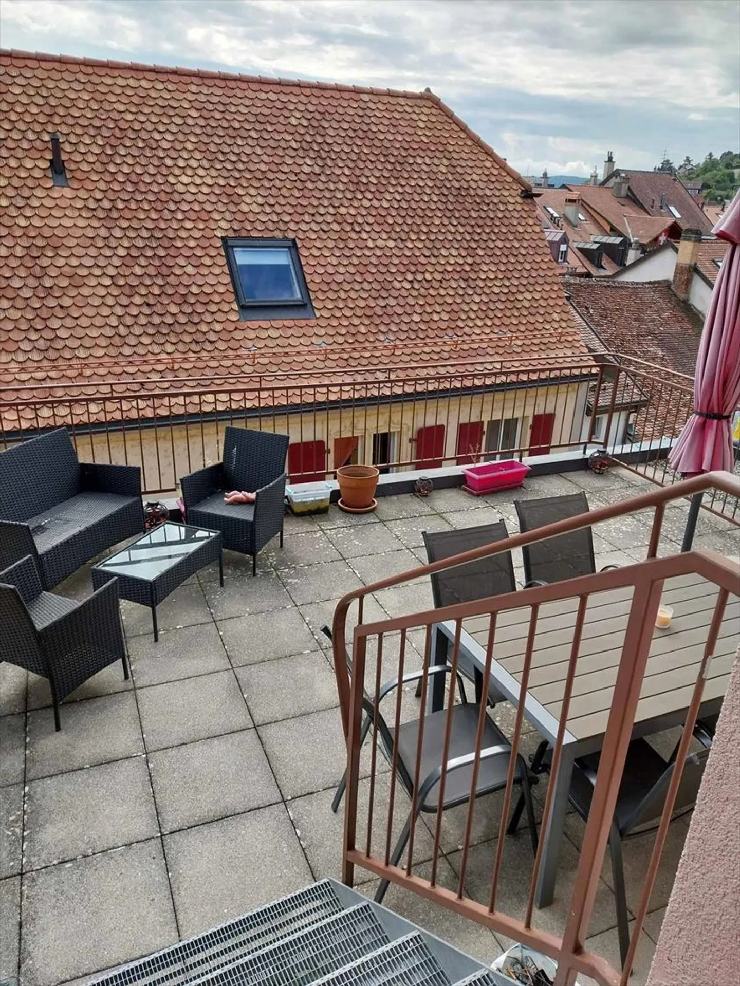 Apartment for rent - Photo 1 of 5