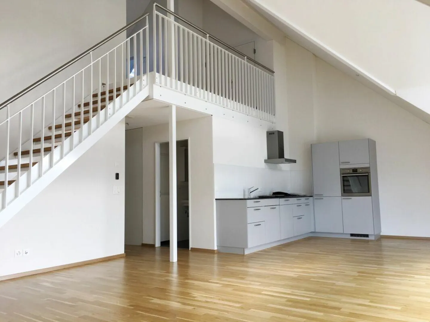 Stilvolle Maisonette-Wohnung - Foto 2 von 9