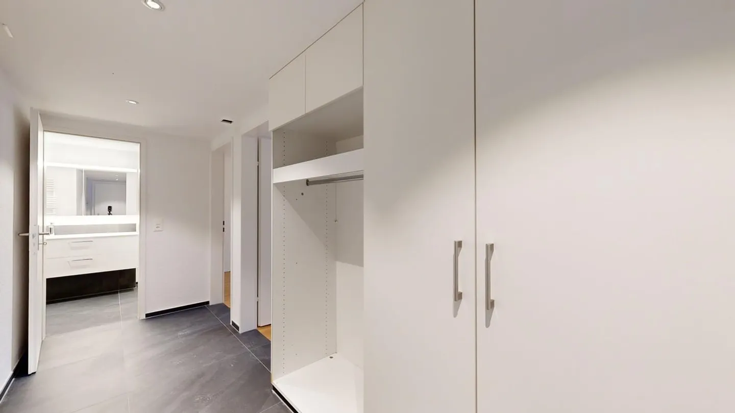 À louer : Appartement rénové de 4½ pièces à Wichtrach ! - Photo 2 sur 13