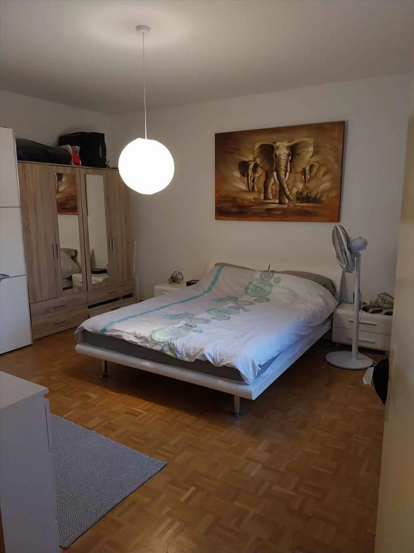 Apartment for rent - Photo 4 of 5