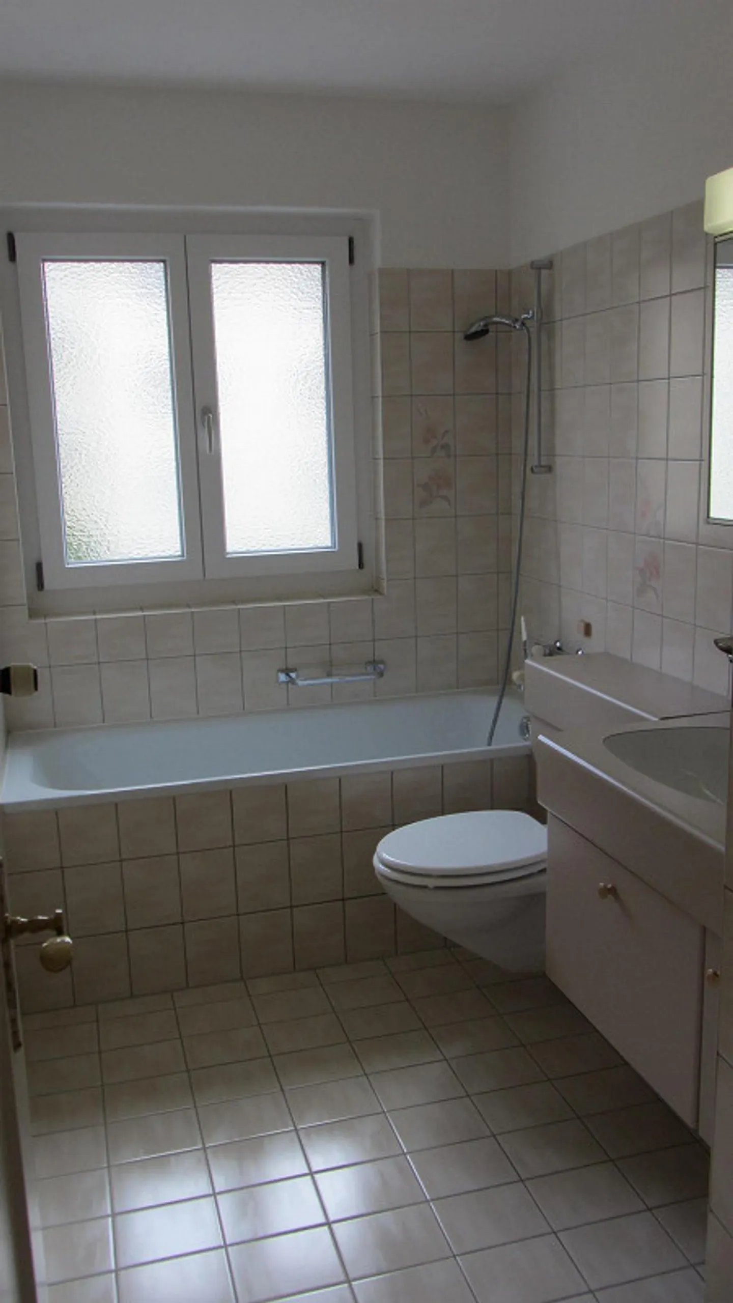 Helle 3-Zimmer-Wohnung in ZH - Foto 4 von 7