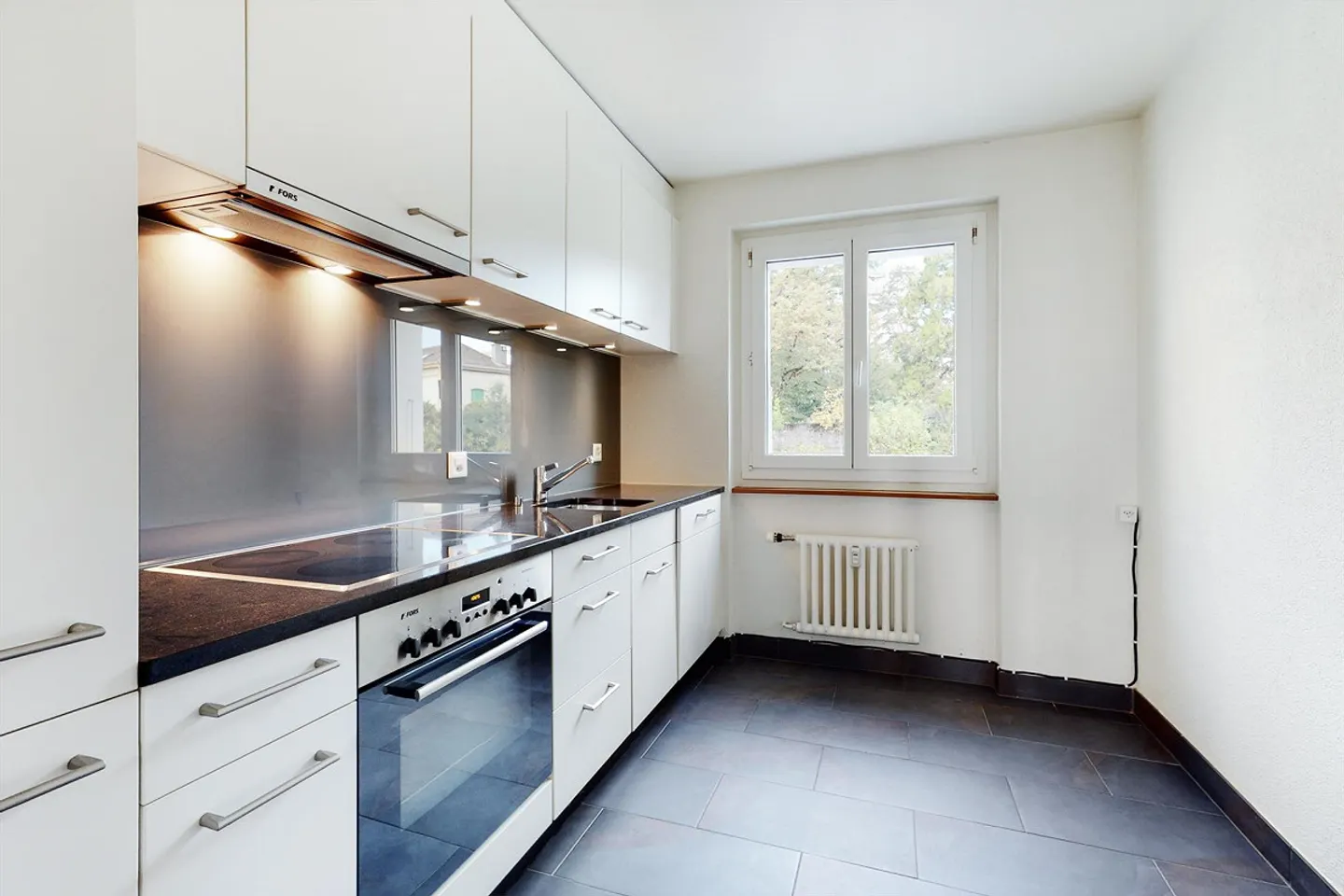 Charmante Wohnung in Neuchâtel - Foto 1 von 13