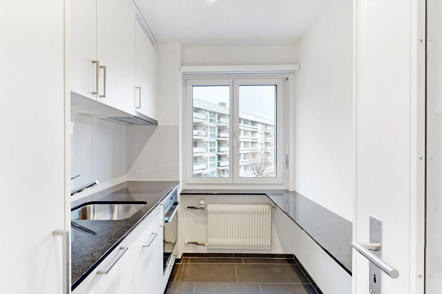 Apartment near the center - Photo 2 of 6