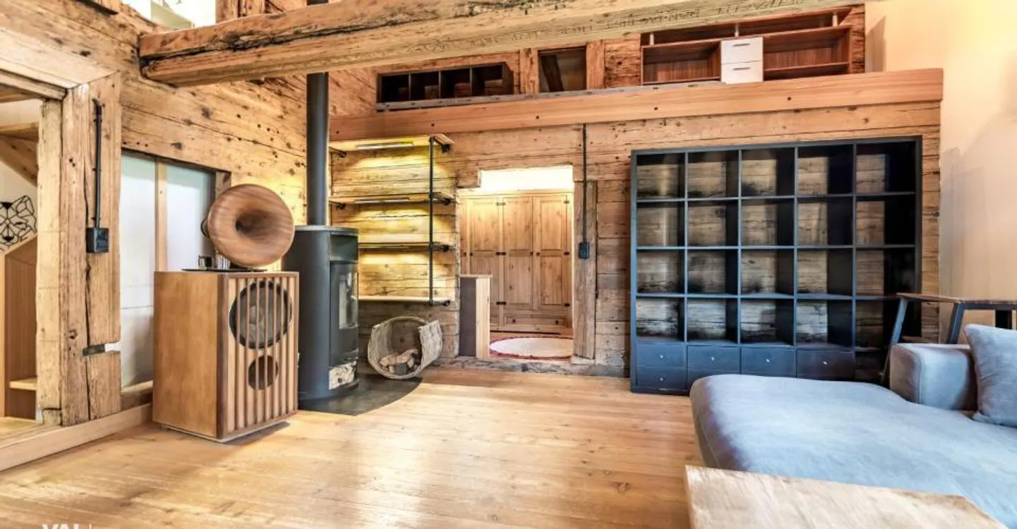 5.5 Room House - Photo 1 of 11