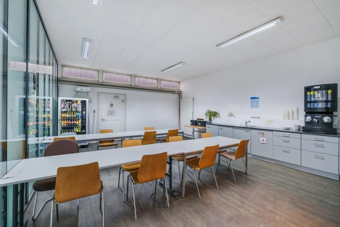 Attraktives Büro in Seenähe - Foto 1 von 5