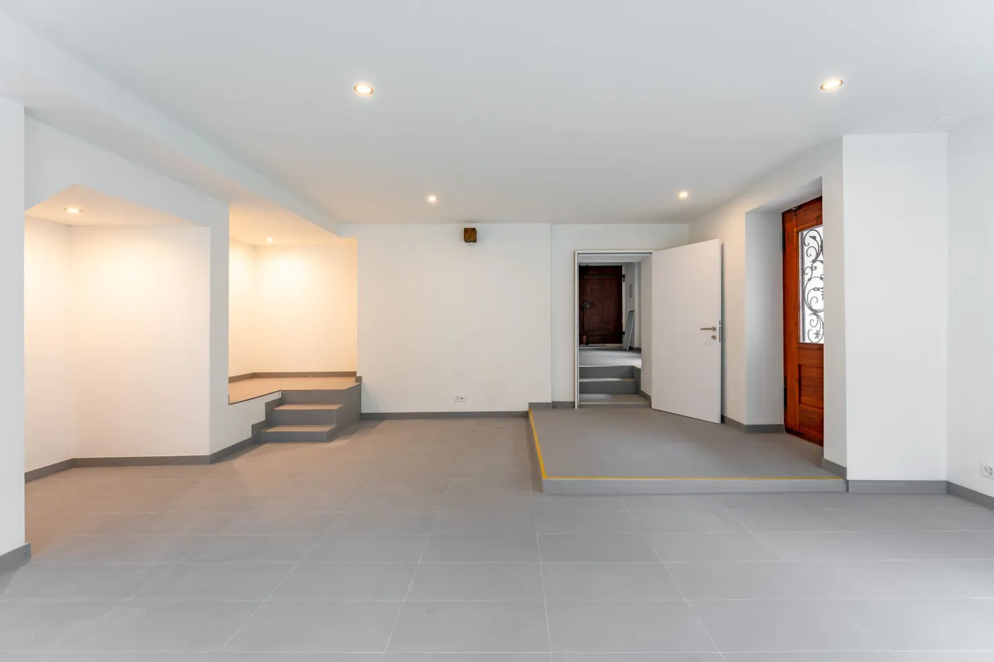 Per famiglie numerose e persone che vogliono molto spazio - Foto 11 di 13