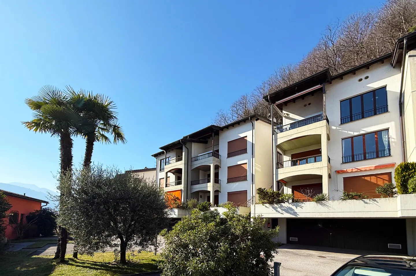 Appartamento Incantevole con Vista Lago - Foto 2 di 16