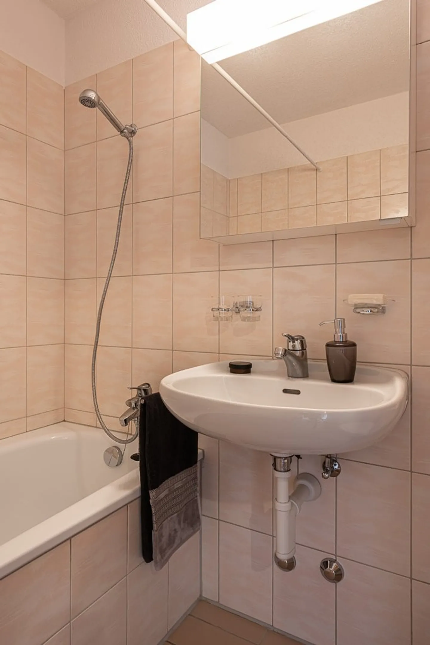 Appartamento 3.5 camere affascinante - Foto 5 di 5