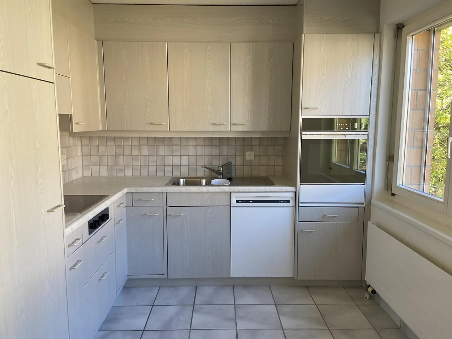 Appartement lumineux et accueillant dans un emplacement idéal - Photo 2 sur 12