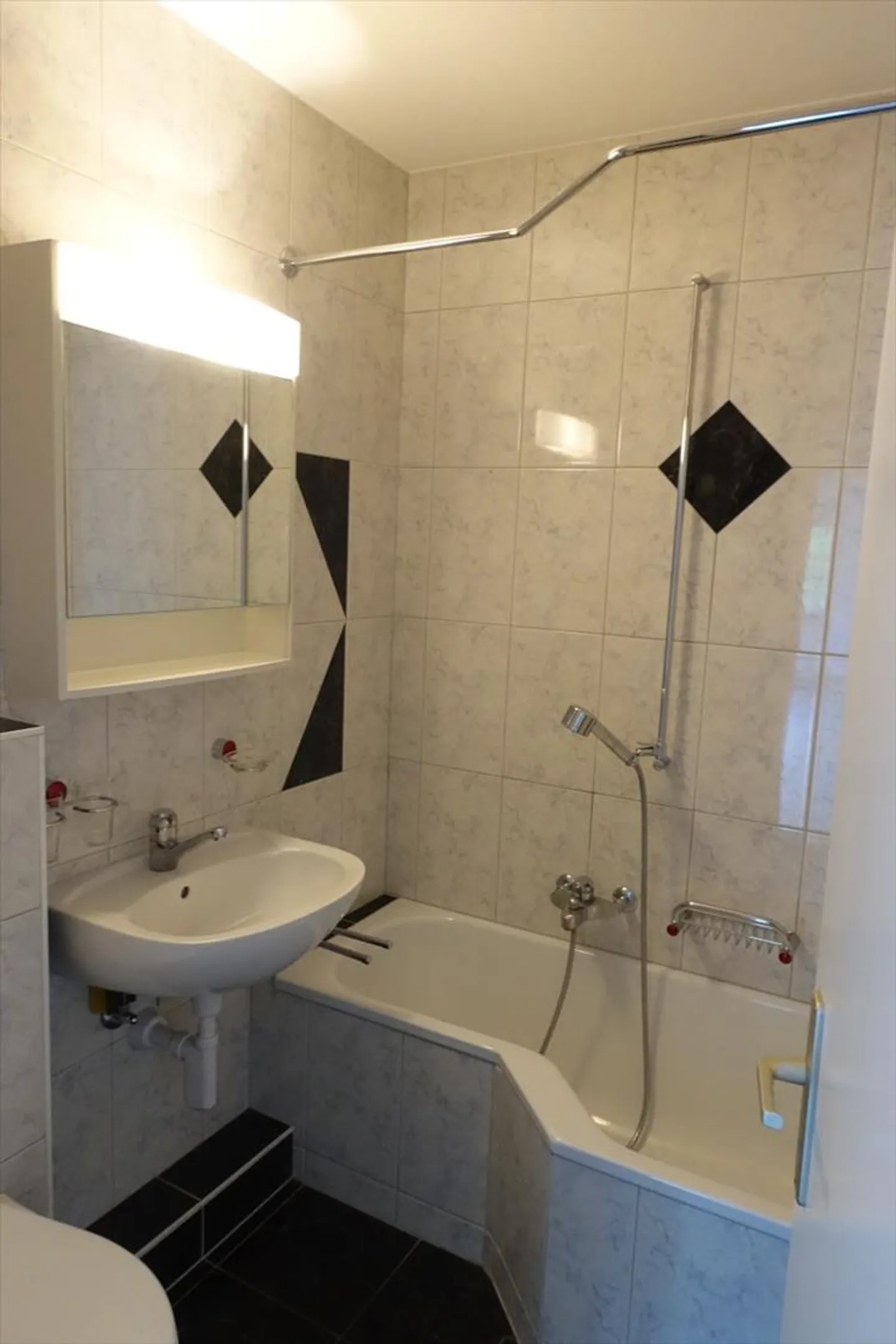 Appartamento 5.5 stanze - Foto 1 di 18